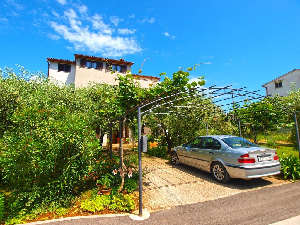Apartments Milio 1105 Fažana エクステリア 写真