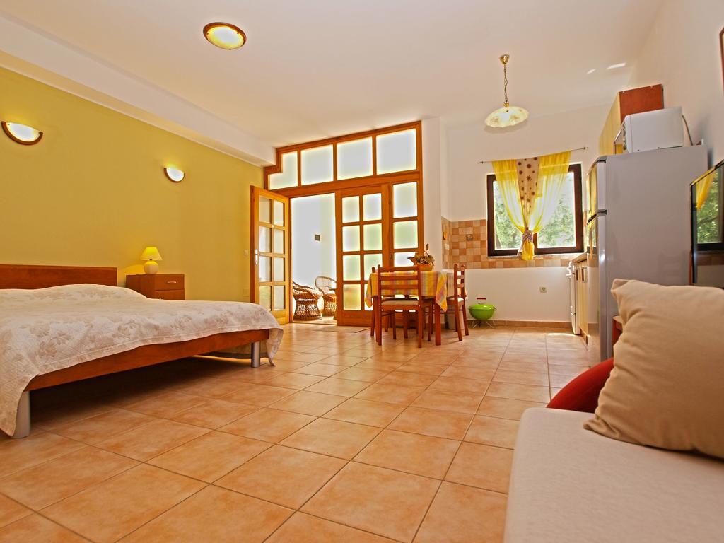 Apartments Milio 1105 Fažana エクステリア 写真